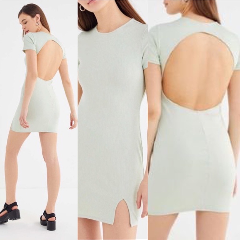 UO Aly Ribbed Open-Back Mini Dress
Style No. 51288611
Color: Olive
Size: M